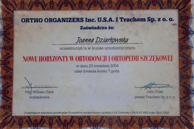 Lek. stomatolog Joanna Dziarkowska - dyplomy i certyfikaty